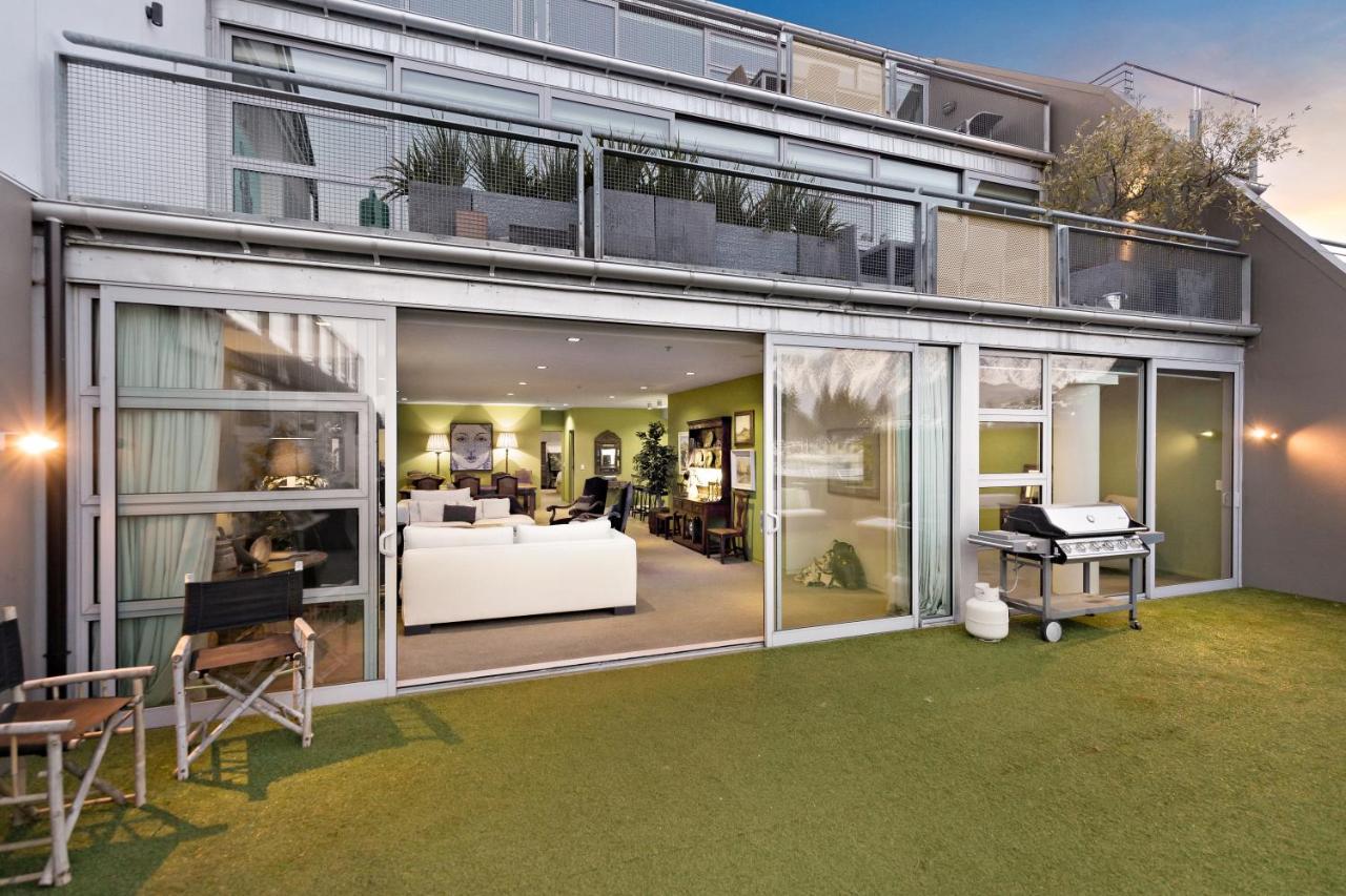 The Shotover Central Queenstown Luxury Екстер'єр фото